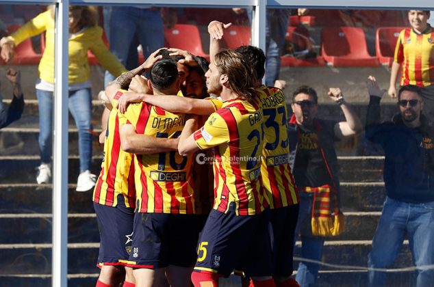 Il Lecce batte il Pisa e stacca un biglietto per la serie A: 2 a 0 davanti ad un Via del Mare in festa - Corriere Salentino