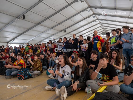 Dal sogno giallorosso all’incubo in pochi minuti. La delusione del PalaFiere per un autentico regalo al Vicenza - Corriere Salentino