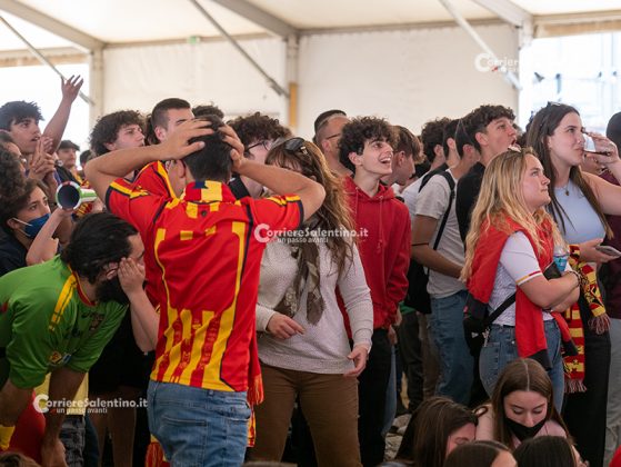 Dal sogno giallorosso all’incubo in pochi minuti. La delusione del PalaFiere per un autentico regalo al Vicenza - Corriere Salentino