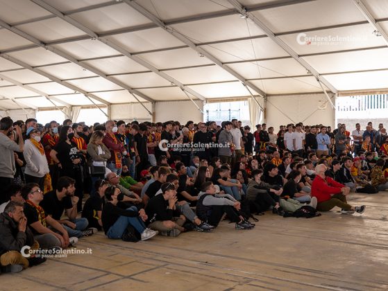 Dal sogno giallorosso all’incubo in pochi minuti. La delusione del PalaFiere per un autentico regalo al Vicenza - Corriere Salentino