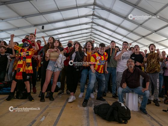 Dal sogno giallorosso all’incubo in pochi minuti. La delusione del PalaFiere per un autentico regalo al Vicenza - Corriere Salentino