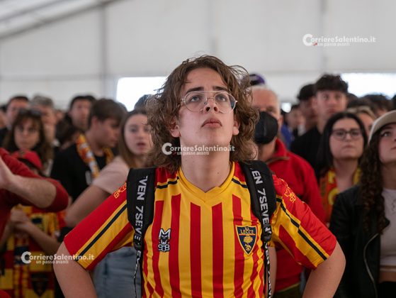 Dal sogno giallorosso all’incubo in pochi minuti. La delusione del PalaFiere per un autentico regalo al Vicenza - Corriere Salentino