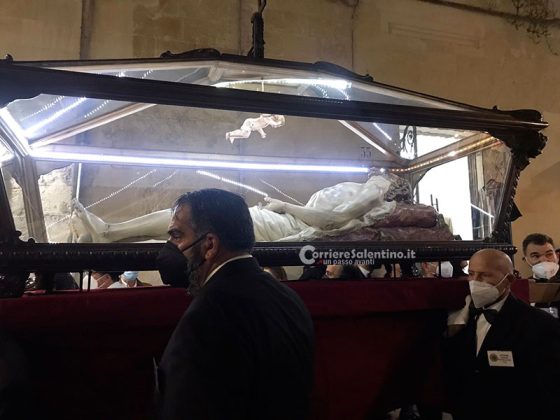 Gli auguri dell’arcivescovo Michele Seccia, la gioia della Pasqua di resurrezione inondi di bellezza la vostra vita - Corriere Salentino