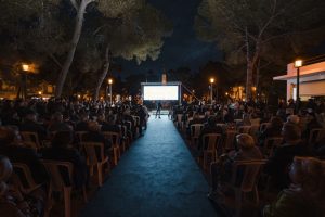 Grandissima partecipazione al comizio di presentazione della coalizione “Galatina di Tutti” per Vergine Sindaco. Sono 11 le liste a sostegno del candidato sindaco - Corriere Salentino