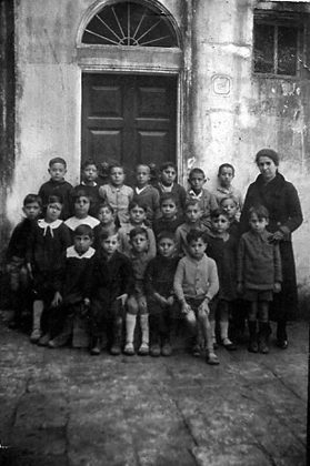 Domenica 8 maggio “La Finestra della Memoria”, la prima scuola di Leverano diventa contenitore d’arte e coworking - Corriere Salentino