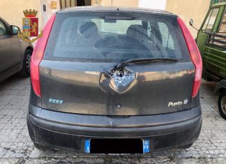 Fucilate la casa dell’ex moglie perché non si rassegnava alla separazione: condannato a 3 anni