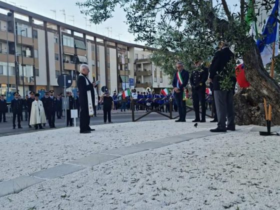 Cerimonia di scopertura del monumento dedicato agli “Aviatori d’Italia” a Galatina - Corriere Salentino