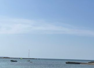 Sul Salento sventola la bandiera Blu: premiate le spiagge da Nardò a Melendugno. Castro e Ugento sono le novità di quest’anno. Otranto fuori per la raccolta differenziata