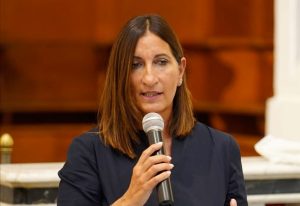 Copertino, arrivano le multe per chi abbandona i rifiuti. Schito: una battaglia di civiltà - Corriere Salentino