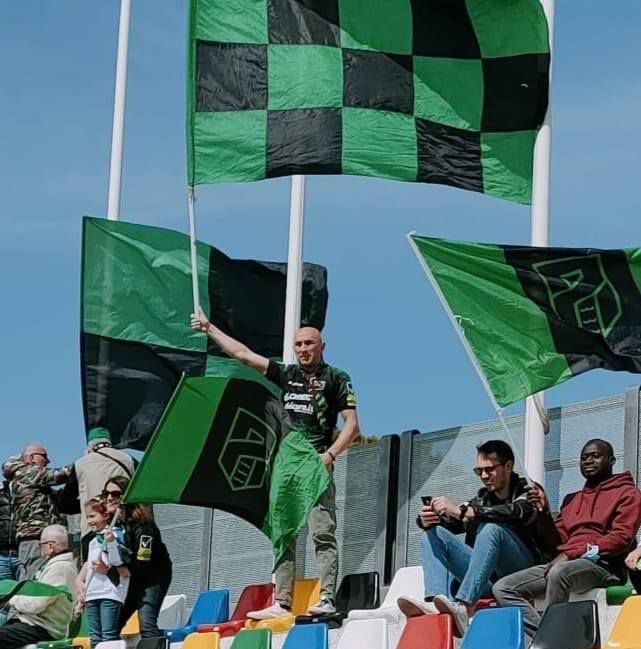 “A Lecce per partecipare alla festa in amicizia”: parla Luca, l’anima del tifo del Pordenone - Corriere Salentino