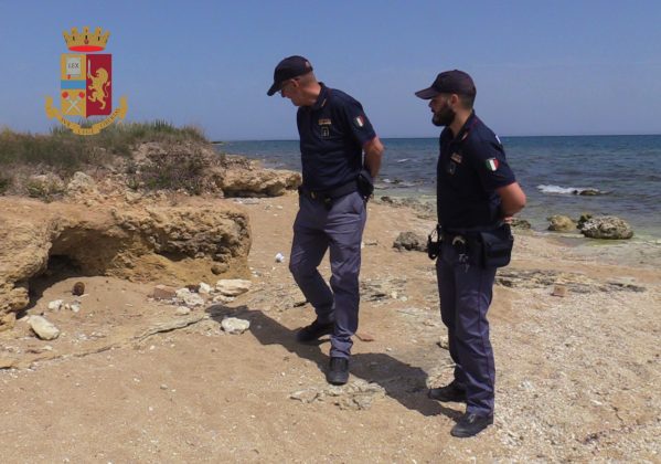 Ordigno bellico riemerge a pochi metri dalla riva: neutralizzato dagli artificieri - Corriere Salentino