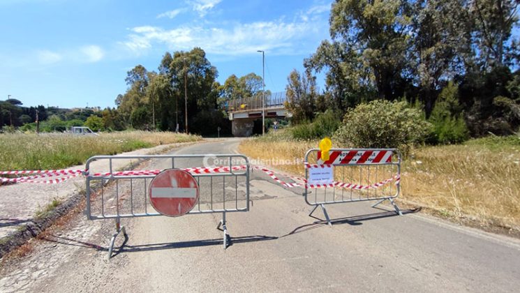 Mezzo pesante urta il cavalcavia: forte botto e tanti danni. Traffico e disagi sulla statale - Corriere Salentino