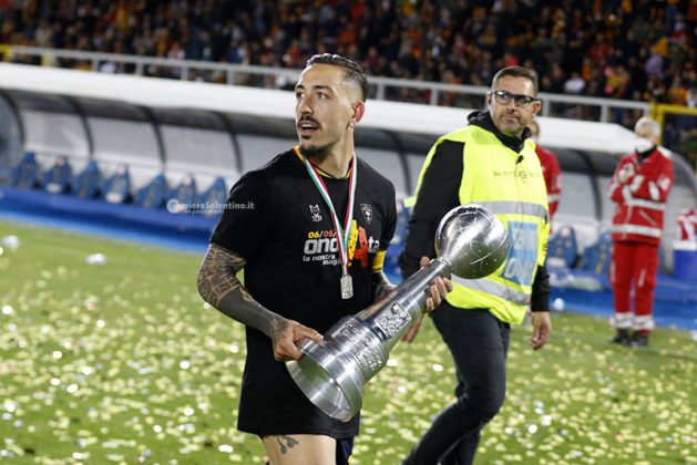 Il sogno è realtà, comincia la festa giallorossa: il Lecce è per la decima volta in serie A - Corriere Salentino