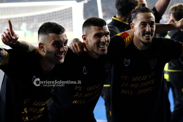 Il sogno è realtà, comincia la festa giallorossa: il Lecce è per la decima volta in serie A - Corriere Salentino