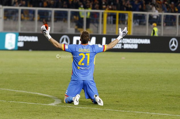 Il sogno è realtà, comincia la festa giallorossa: il Lecce è per la decima volta in serie A - Corriere Salentino