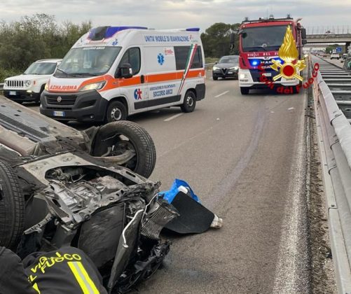 Perde il controllo dell'auto. L'impatto, poi si ribalta sulla statale: ferita una donna - Corriere Salentino