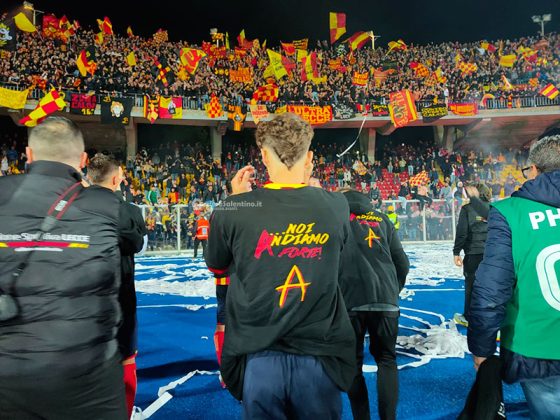 Il sogno è realtà, comincia la festa giallorossa: il Lecce è per la decima volta in serie A - Corriere Salentino