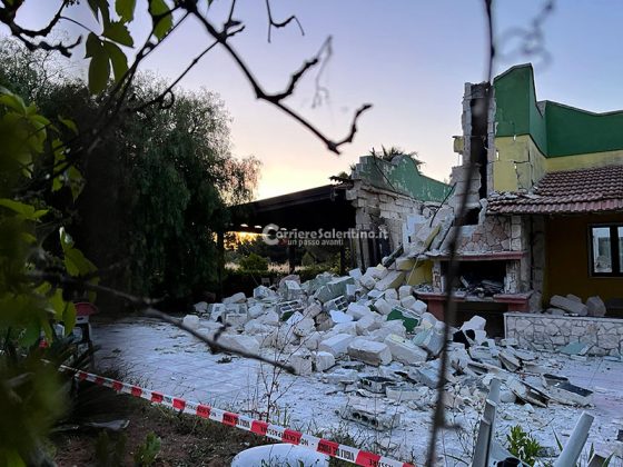 Paura nella masseria. Prima le fiamme, poi l'esplosione: crolla una parte della struttura - Corriere Salentino
