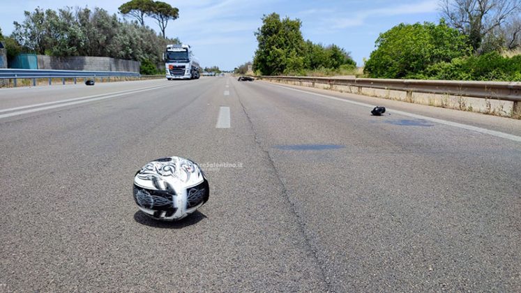 Tremendo schianto tra moto e bici sulla 275: muore 45enne, grave un 78enne - Corriere Salentino