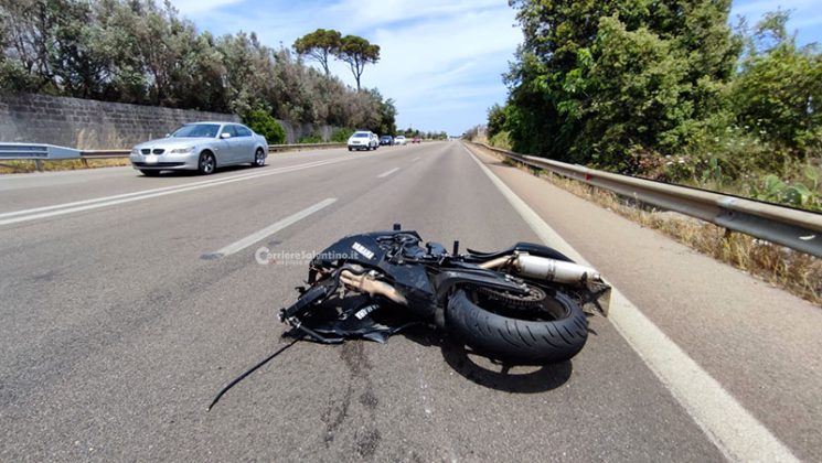 Tremendo schianto tra moto e bici sulla 275: muore 45enne, grave un 78enne - Corriere Salentino