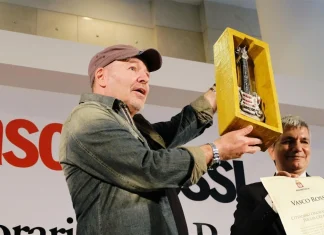 Un leccese processato per aver pubblicato sui social un brano inedito di Vasco Rossi che era stato trafugato: il giudice lo assolve