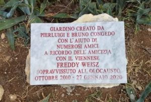 Giardino della Memoria di Santa Maria al Bagno, il prof. Congedo: “Sereni per lo sforzo fatto per riqualificare quello che era un immondezzaio e parcheggio abusivo senza un filo di erba” - Corriere Salentino