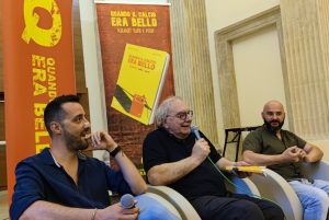 Il dottore Palaia, Semeraro, Garzia, Rizzo, Aiardi, Luperto e tanti altri alla presentazione del libro "Quando il calcio era bello" - Corriere Salentino