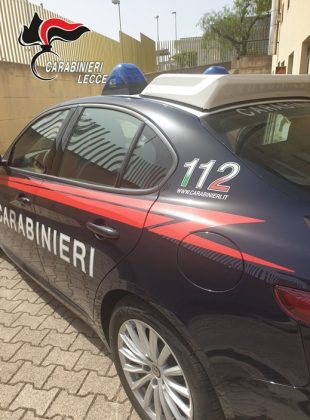 Smontavano pezzi di auto e camion rubati per poi rivenderli: scattano due arresti - Corriere Salentino