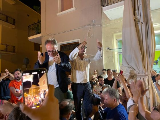 Fabio Vergine è il nuovo sindaco di Galatina, vince anche al ballottaggio: “Sembrava un’impresa impossibile: abbiamo vinto per pochi voti meritatamente” - Corriere Salentino
