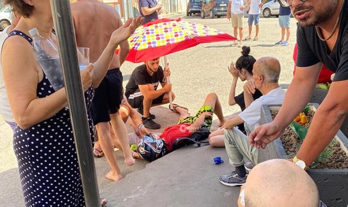 Schianto all’incrocio, 17enne “vola” su un’auto parcheggiata: “codice rosso”. Malore alla guida, muore 87enne in tangenziale - Corriere Salentino