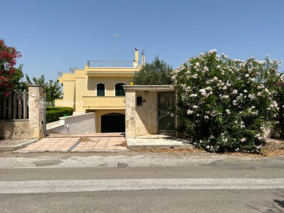 Ennesimo incidente sul lavoro, 60enne precipita nel vuoto: "codice rosso" in ospedale - Corriere Salentino