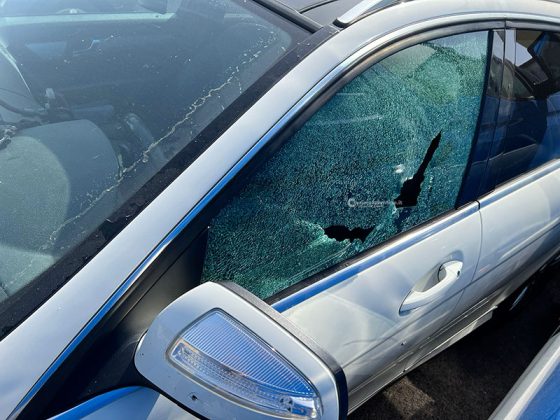 Colpi di pistola contro l’auto di un vivaio, paura nella notte nel rione San Pio di Lecce - Corriere Salentino