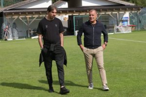 Sticchi Damiani a Folgaria, l’affetto della famiglia giallorossa: “Presidente siamo tutti con te” - Corriere Salentino