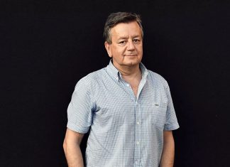 Giovedì 14 luglio Carlo D’Amicis presenta “La regola del bonsai” nel Chiostro degli Agostiniani di Lecce