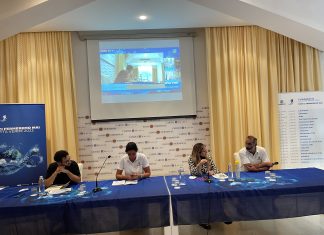 Goletta Verde a Santa Maria di Leuca, tante battaglie: dalla necessità di accelerare sul l’eolico off-shore alla protezione dei delfini, fino alla lotta all’abusivismo