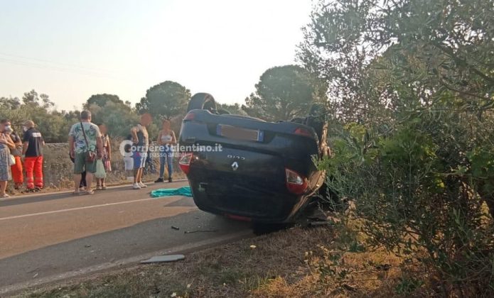 Altra giovane vita spezzata sulle strade. Schianto contro albero, l'auto si ribalta: muore un ventenne - Corriere Salentino