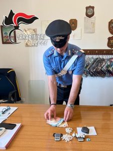 "Summer storm", controlli a tappeto nella movida: due arresti per spaccio, denunce e strage di patenti - Corriere Salentino