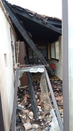 Fiamme in località Burgesi e scatta l'allarme: il rogo raggiunge la discarica, ma viene spento in tempo - Corriere Salentino