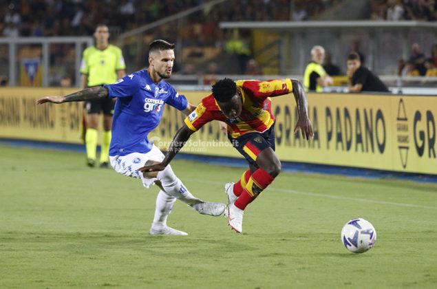 Il Lecce riacciuffa l’Empoli e prova in tutti i modi a vincere, ma il cuore non basta: 1 a 1 - Corriere Salentino