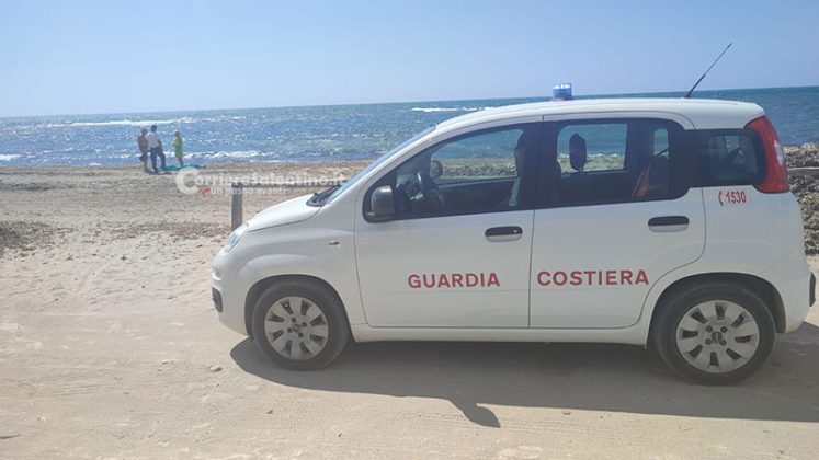 Tragedia in vacanza, malore fatale in mare: muore turista 74enne - Corriere Salentino