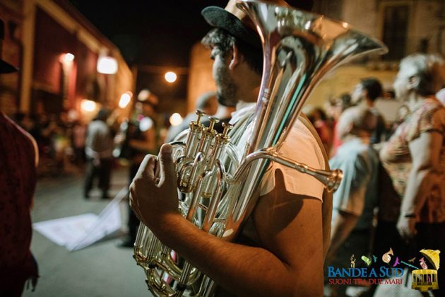 Tutto pronto per l’11 e 12 agosto, le giornate pulsanti del festival Bande a Sud - suoni tra due mari - Corriere Salentino
