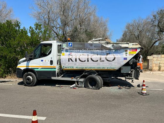 Urta il furgone a bordo strada e si ribalta: paura per un 24enne sulla Lecce-San Cataldo - Corriere Salentino