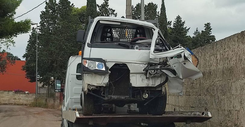 Scontro tra Apecar e furgone in periferia: 45enne estratto dalle lamiere e trasportato in ospedale - Corriere Salentino