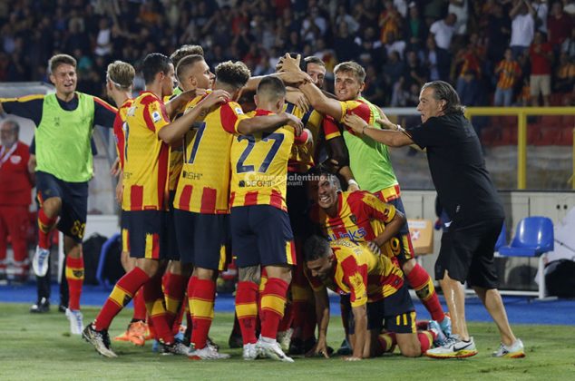 Un Lecce impavido, senza difesa e tutto cuore spaventa l’Inter, che passa solo allo scadere - Corriere Salentino