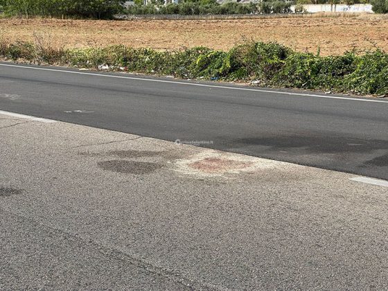 Violento impatto tra auto e bici: muore sul colpo anziano ciclista - Corriere Salentino