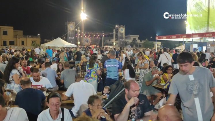 Festa della Municeddha, un’esplosione di sapori suoni e colori che attira migliaia di turisti e visitatori - Corriere Salentino