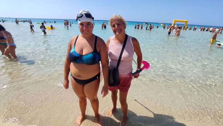 “Stella Maris Swim”. Quando l’inclusione si può raccontare con fatti e non parole. Questa la storia di Isabel, nuotatrice in acque libere - Corriere Salentino