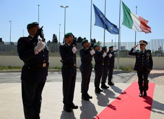 GDF Lecce: il Comandante regionale Puglia, Generale di divisione Fabrizio Toscano, in visita alla compagnia e alla Sezione operativa navale di Otranto