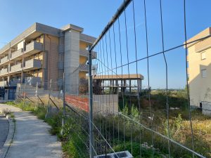 L’allarme delle famiglie delle palazzine in via Bonea: bambini e disabili senza luce se non saranno installati subito i nuovi contatori - Corriere Salentino