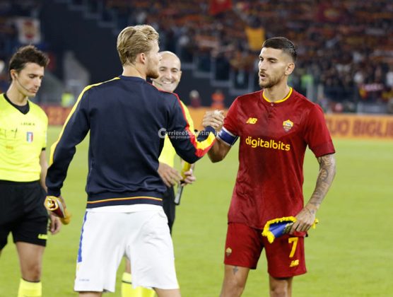 Lecce, all’Olimpico prova d’orgoglio, resta in 10 e va in gol con Strefezza, ma non basta - Corriere Salentino